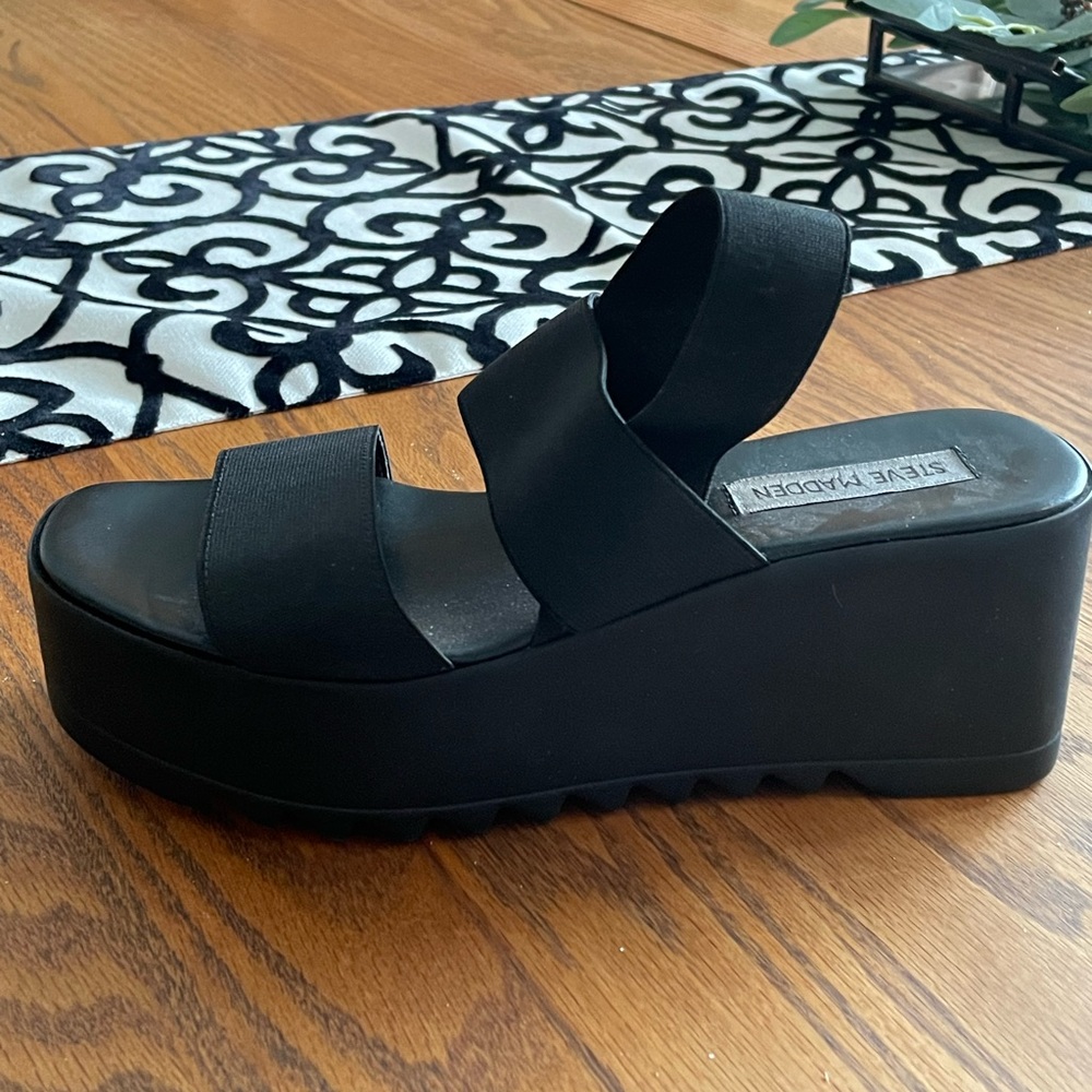 Steve Madden Platform Sandals
